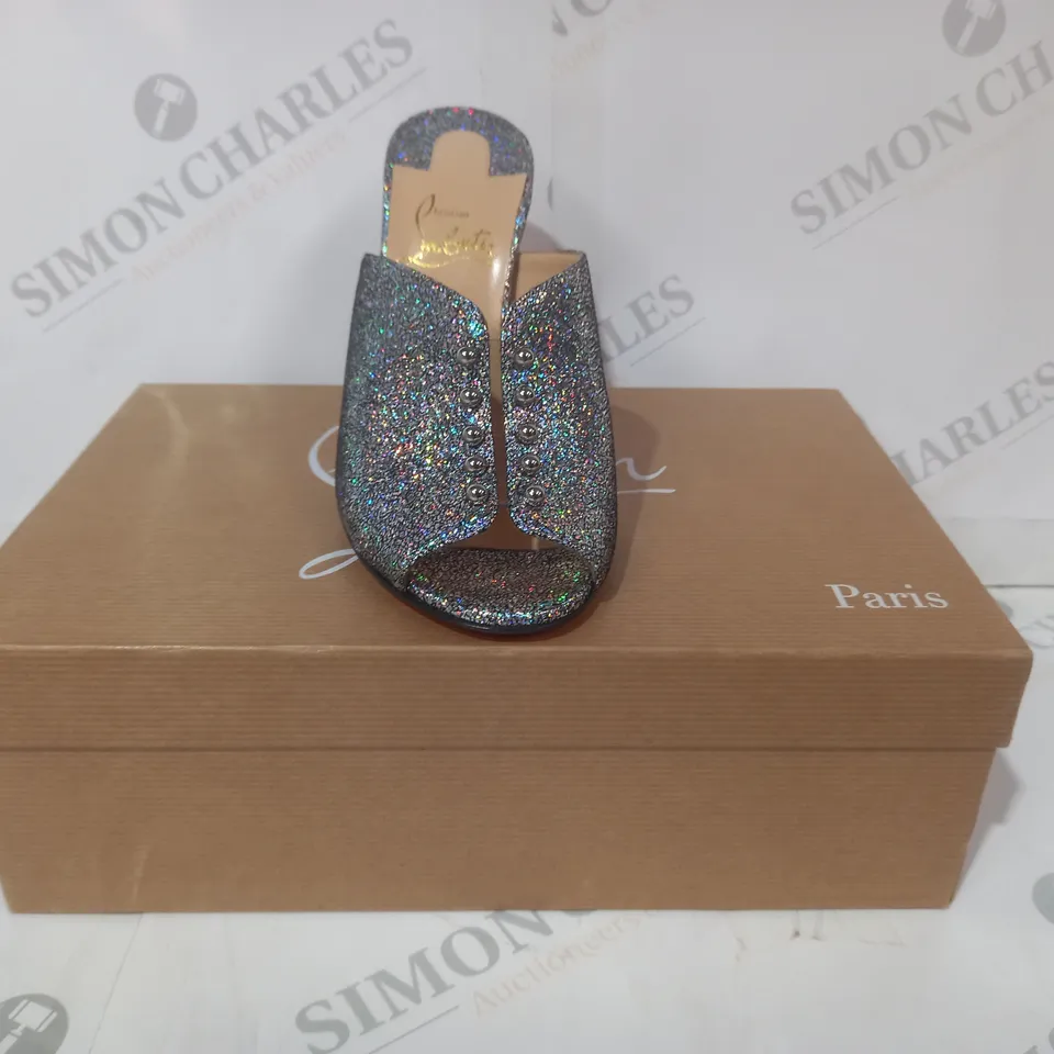 BOXED PAIR OF CHRISTIAN LOUBOUTIN HIGH HEEL MULES IN METALLIC SILVER W. PRISMATIC EFFECT EU SIZE 35.5