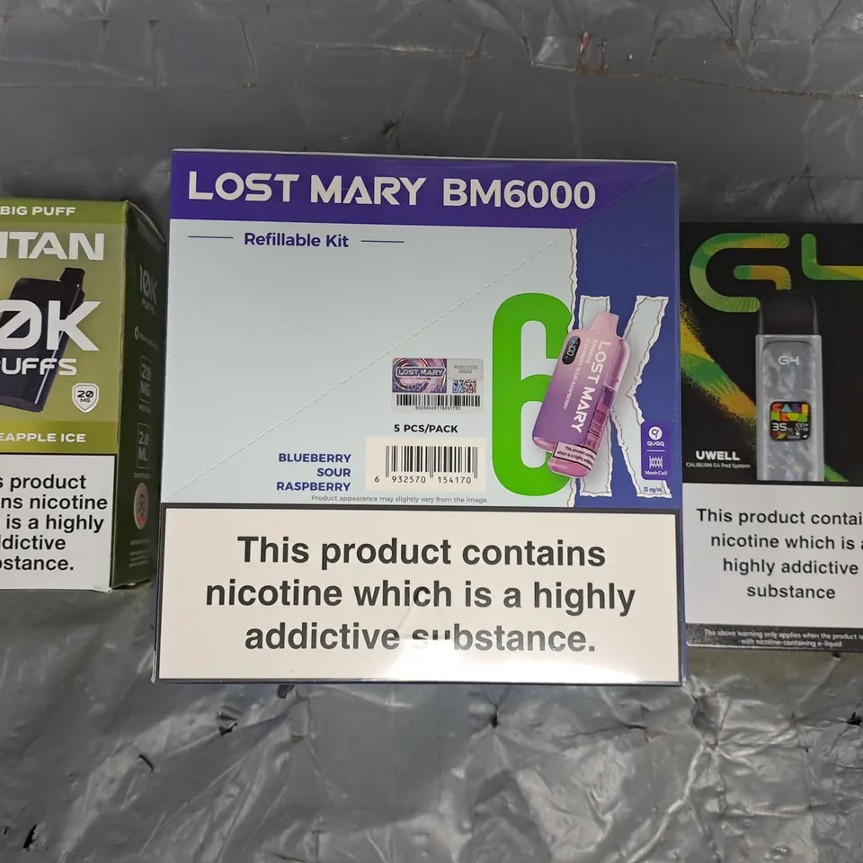 APPROXIMATELY 18 ASSORTED E-CIGARETTE AND VAPE ITEMS TO INCLUDE G4, LOST MARY, TITAN, ETC