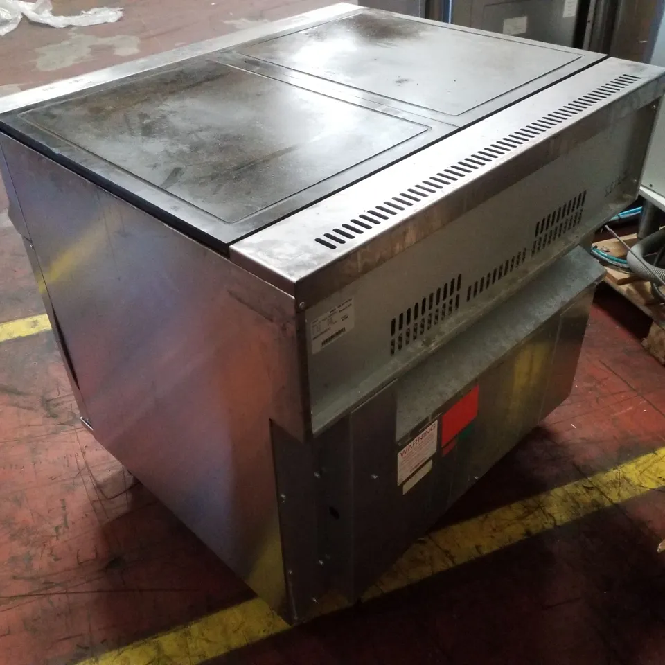 LINCAT OE8015 SOLID TOP PLATE OVEN RANGE