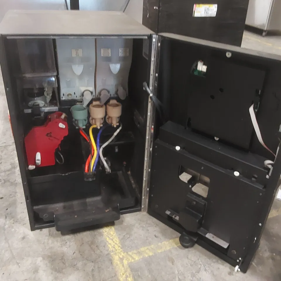 AZKOYEN VITRO COMMERCIAL COFFEE MACHINE