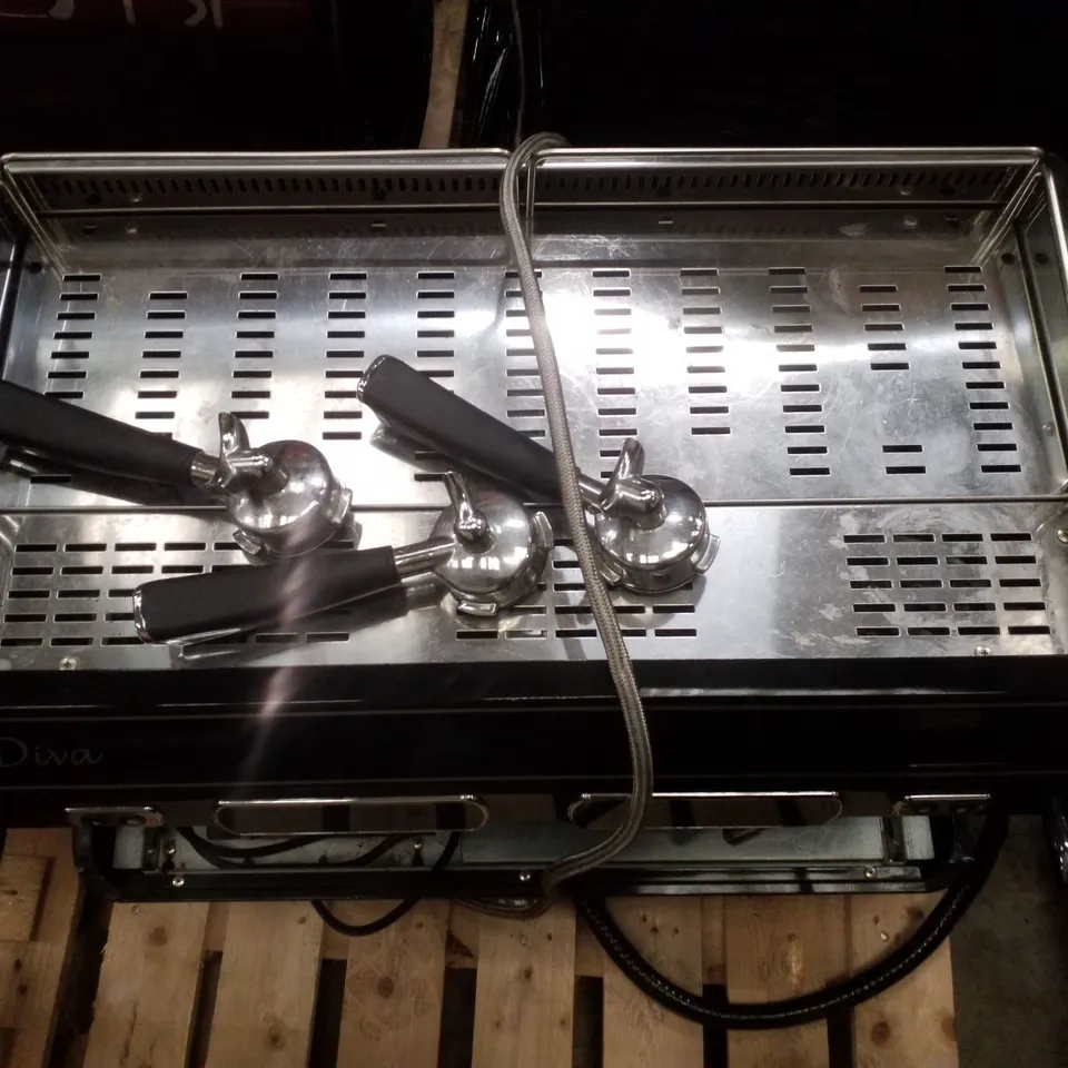 CARIMALI DIVA PRO 2 GROUP COFFEE MACHINE