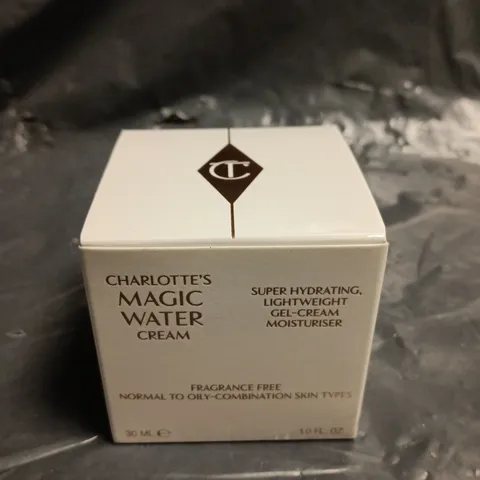 CHARLOTTE TILBURY MAGIC WATER CREAM - 30ML 