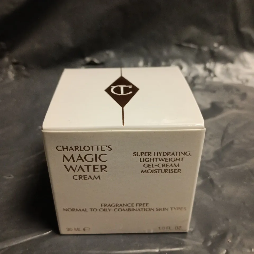 CHARLOTTE TILBURY MAGIC WATER CREAM - 30ML