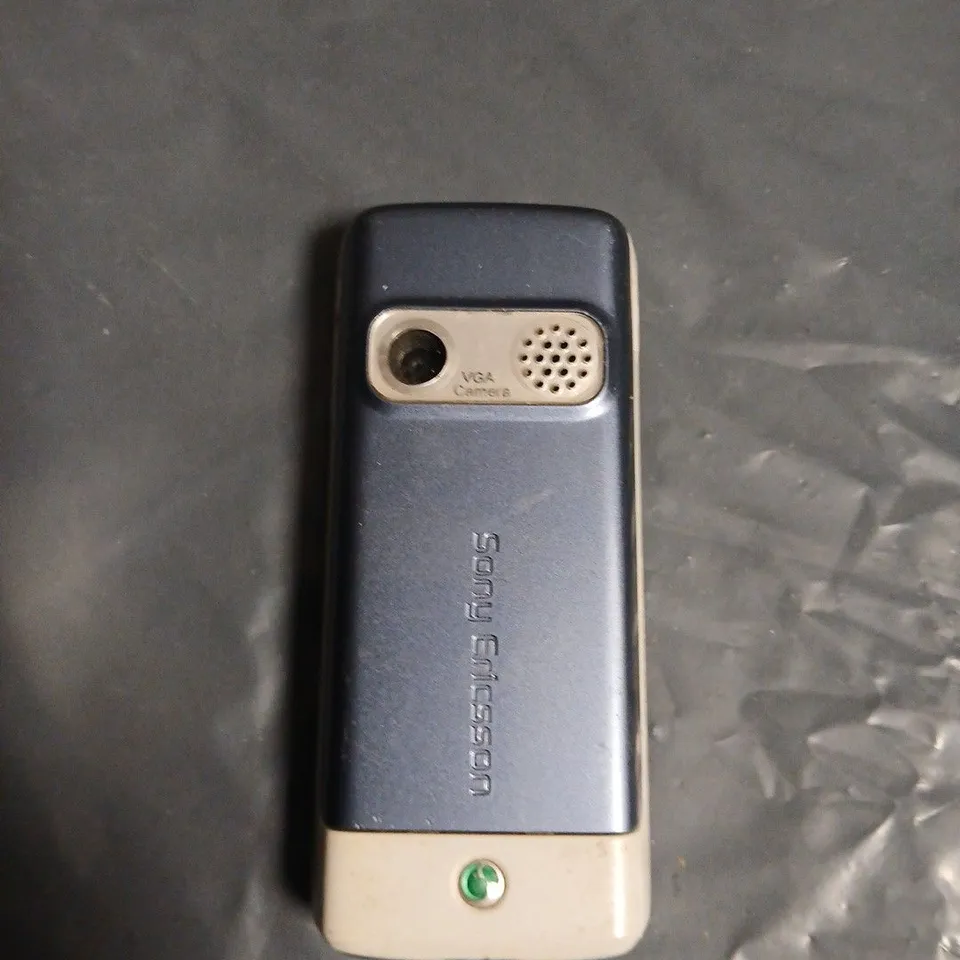 SONY ERICSSON MOBILE PHONE – MODEL UNSPECIFIED