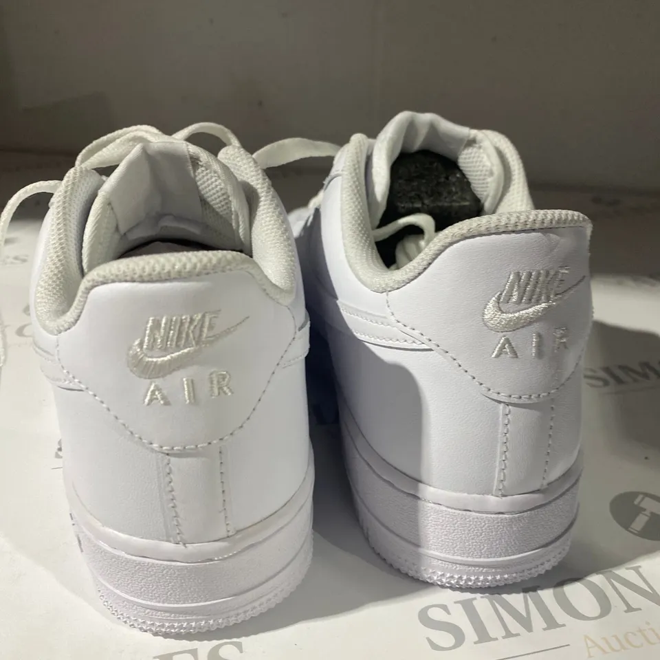 PAIR OF NIKE AIR FORCE 1 WHITE TRAINERS SIZE 7