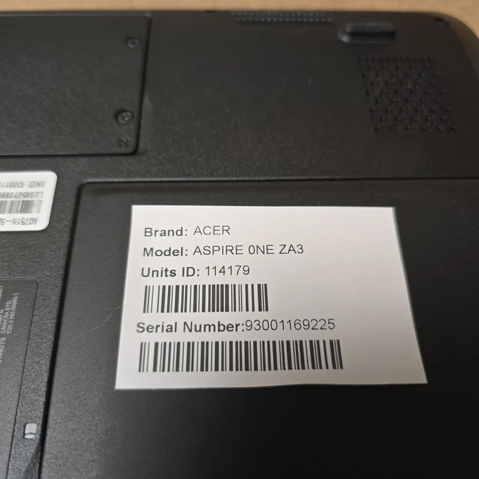 ACER ASPIRE ONE ZA3 NETBOOK – BLUE