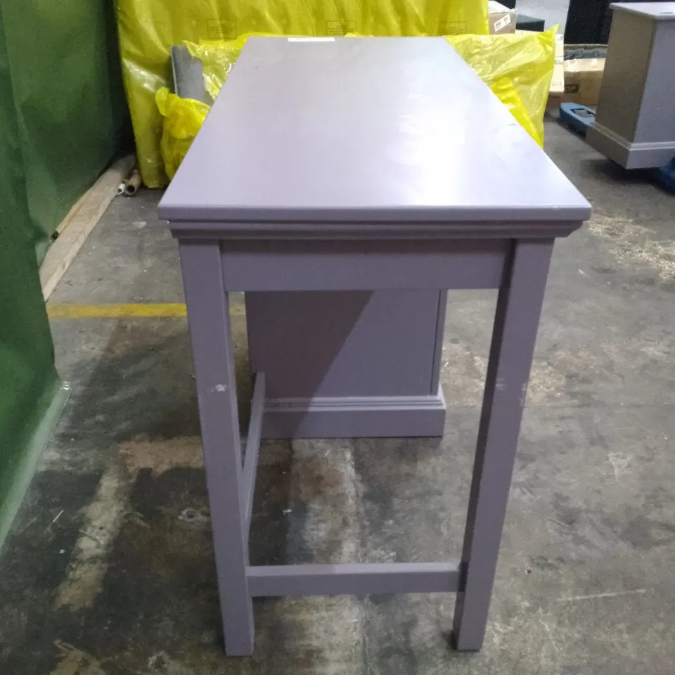 PAINTED WOODEN DESK