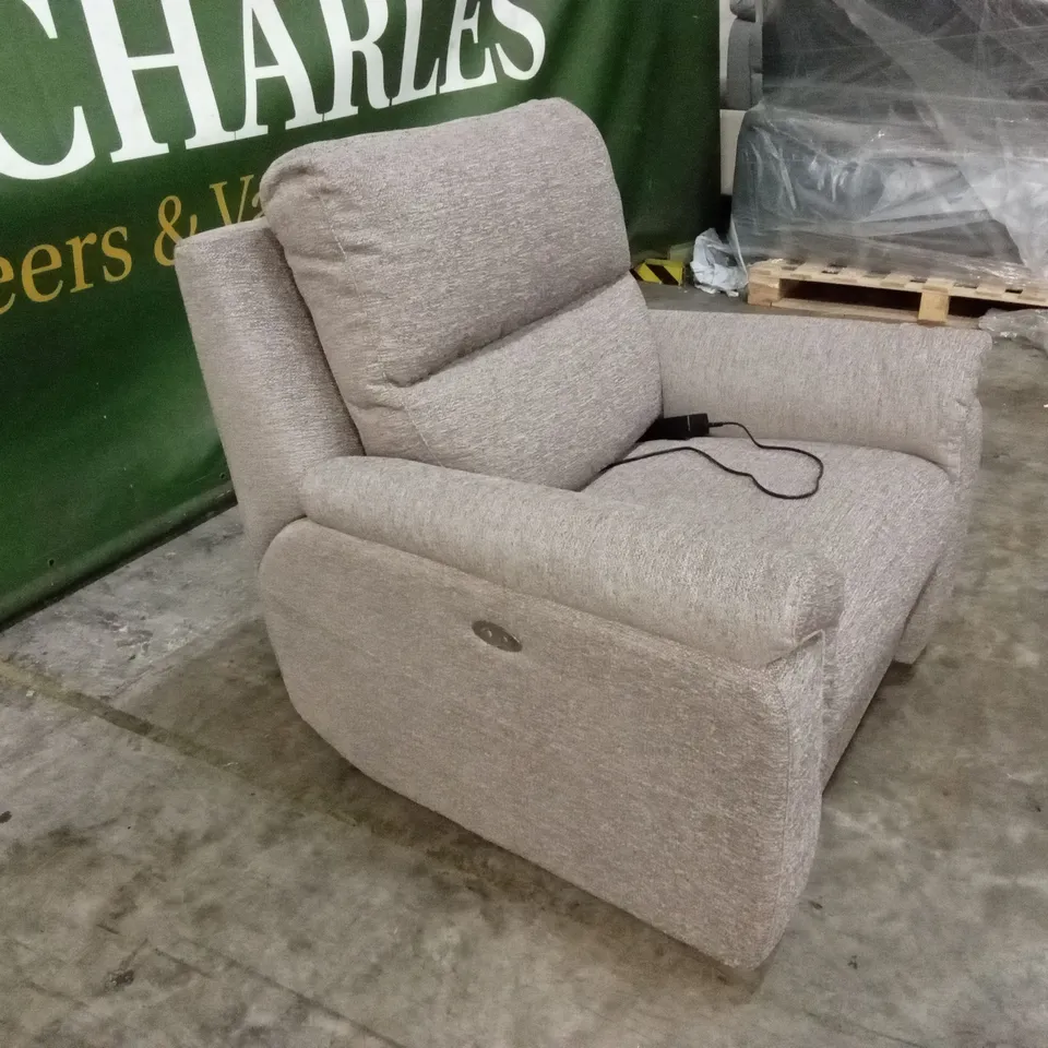 QUALITY DESIGNER ITALIAN MADE ELECTRIC RECLINER FABRIC ARMCHAIR