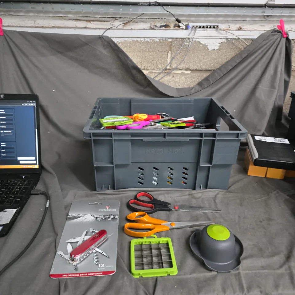 APPROXIMATELY 30 ITEMS OF ASSORTED HAND TOOLS AND SCISSORS  INCLUDING VICTORINOX SWISS ARMY KNIFE PACKAGING .