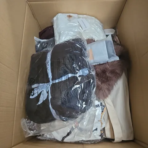 APPROXIMATELY 25 ASSORTED CLOTHING AND FASHION PRODUCTS IN VARIOUS STYLES AND SIZES - COLLECTION ONLY