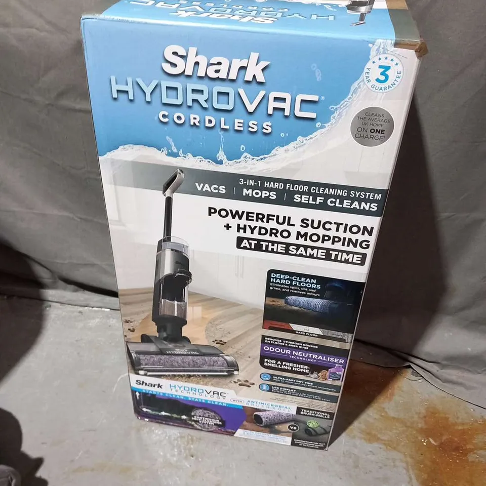 BOXED SHARK HYDRO VAC CORDLESS POWERFUL SUCTION AND HYDRO MOPPING