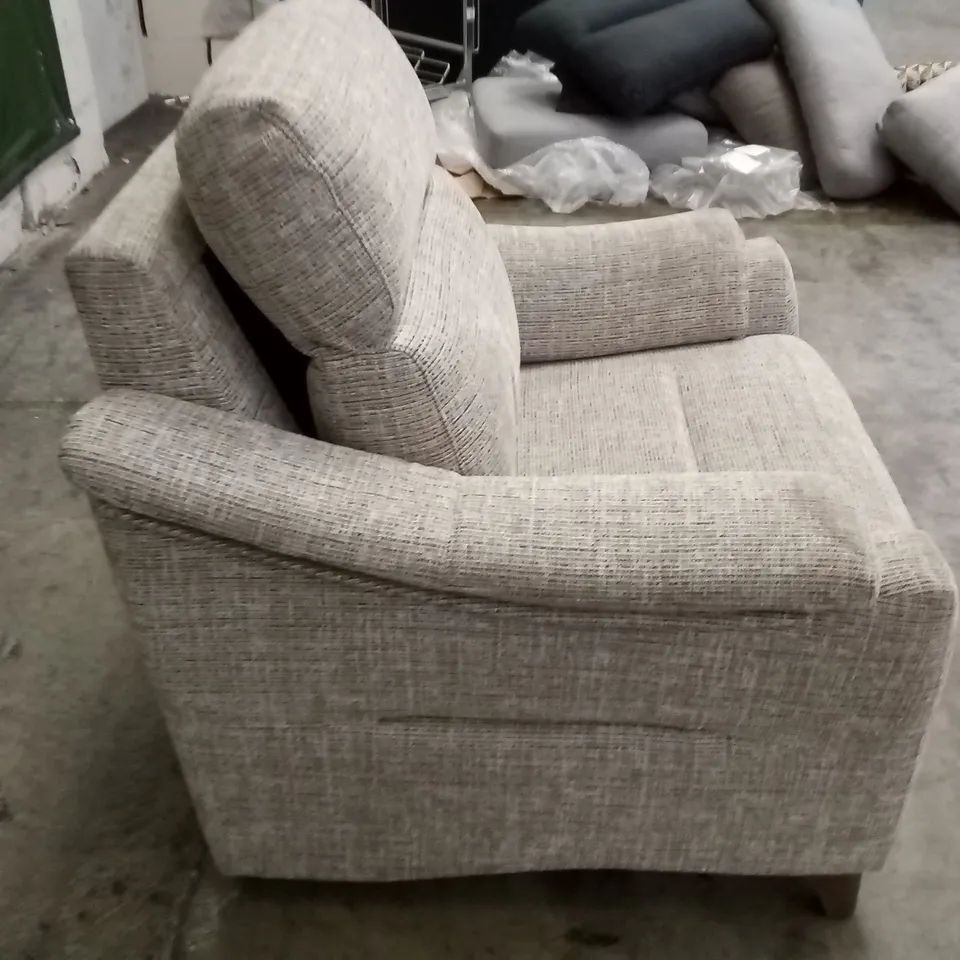 DESIGNER G PLAN HURST CHAIR - MOORE AUTUMN FABRIC