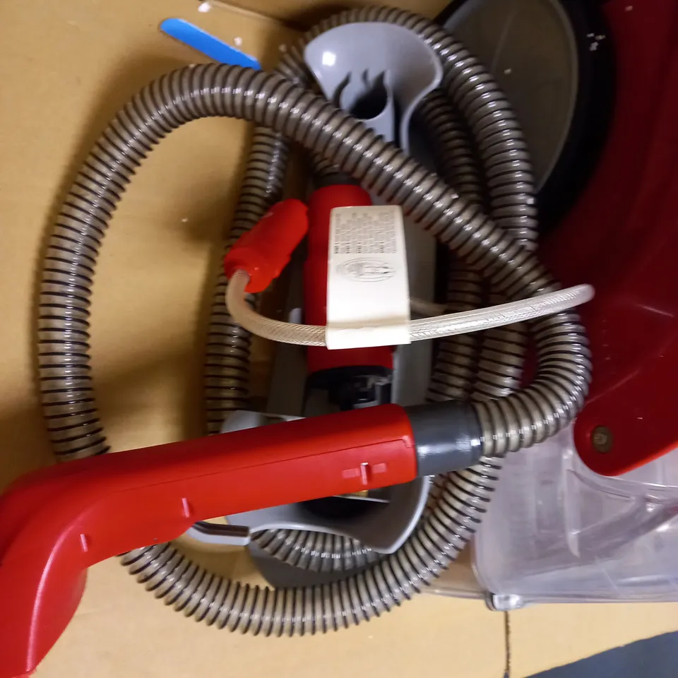 RUG DOCTOR CARPET CLEANER