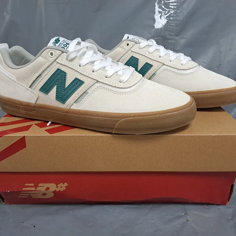 BOXED PAIR OF NEW BALANCE JAMIE FOY 306 SHOES IN OFF-WHITE/GREEN SIZE UK 11