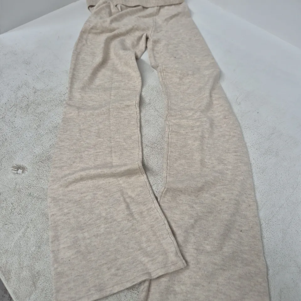 Gilly Hicks Women's Knit Lounge Pants – Small Short