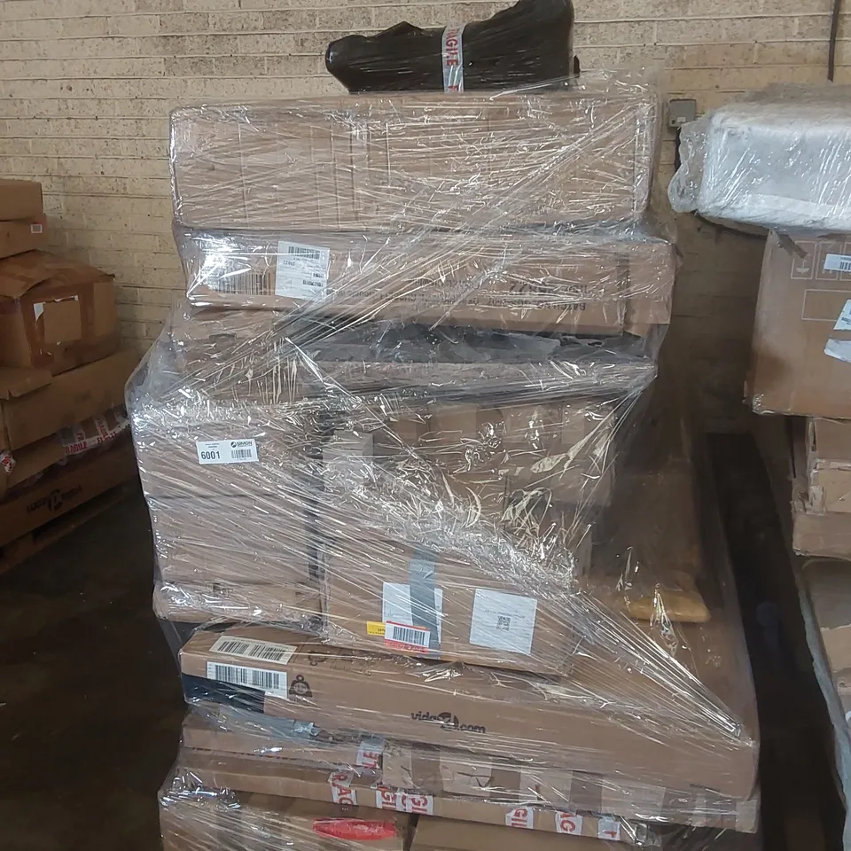 PALLET OF ASSORTED INCOMPLETE DESIGNER FURNITURE PARTS AND PIECES