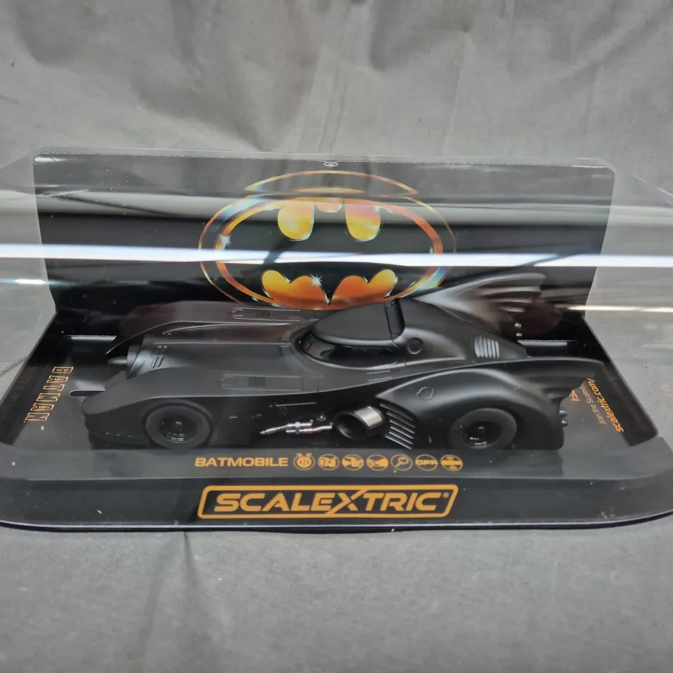 BATMAN SCALEXTRIC - SCALE 1:32