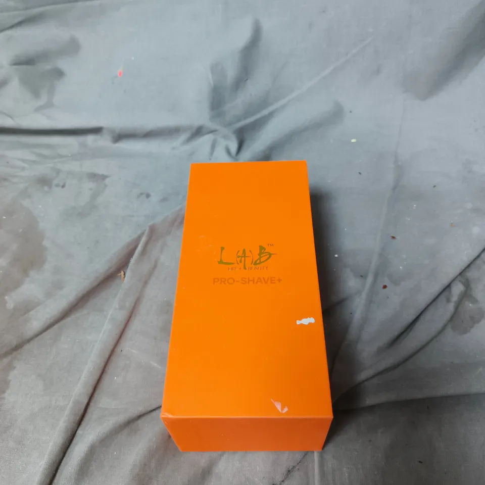 L&B PRO-SHAVE+ ELECTRIC SHAVER – BLACK