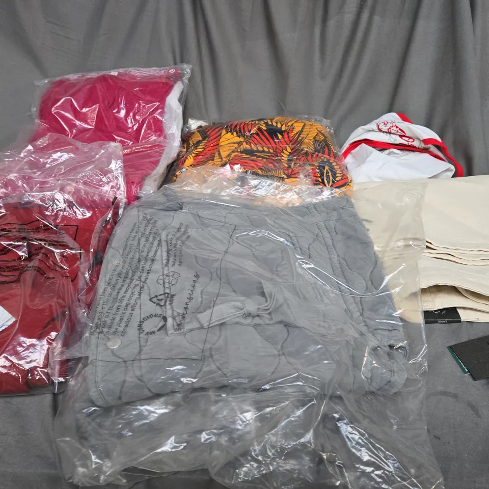 BOX OF ASSORTED CLOTHING ITEMS IN VARIOUS COLOURS, STYLE AND SIZES