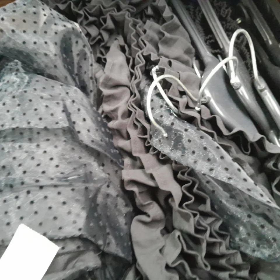 BOX OF APPROXIMATELY 20 ASSORTED SCHOOL CLOTHING ITEMS IN VARIOUS COLOURS, STYLES AND SIZES