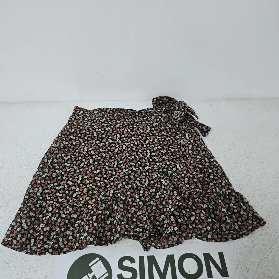 HOLLISTER FLORAL PRINT WRAP SKIRT - ULTRA HIGH-RISE, UK SIZE S