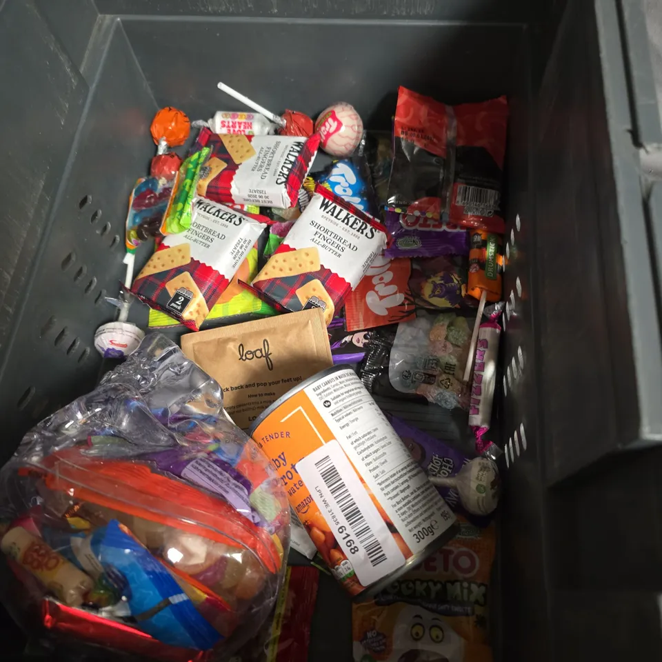 APPROXIMATELY 8 ASSORTED FOOD ITEMS INCLUDING GIANT BRADLEYS BUBBLE GUM , CAFE DIRECT COFFEE AND PATAKS CREAMED COCONUT