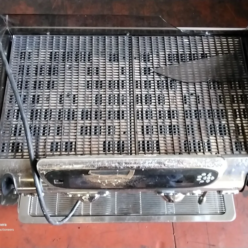 TRADITIONAL FAEMA EMBLEMA COFFEE MACHINE