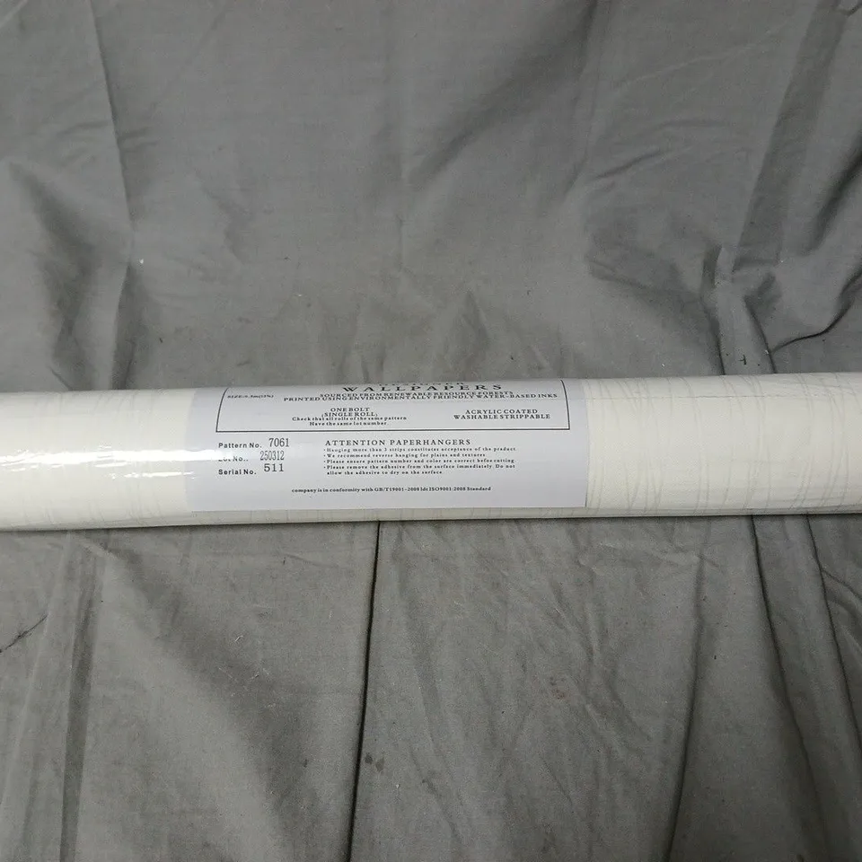 DESIGNER WALLPAPERS – ONE BOLT (SINGLE ROLL), PATTERN NO. 7061, 9.5M