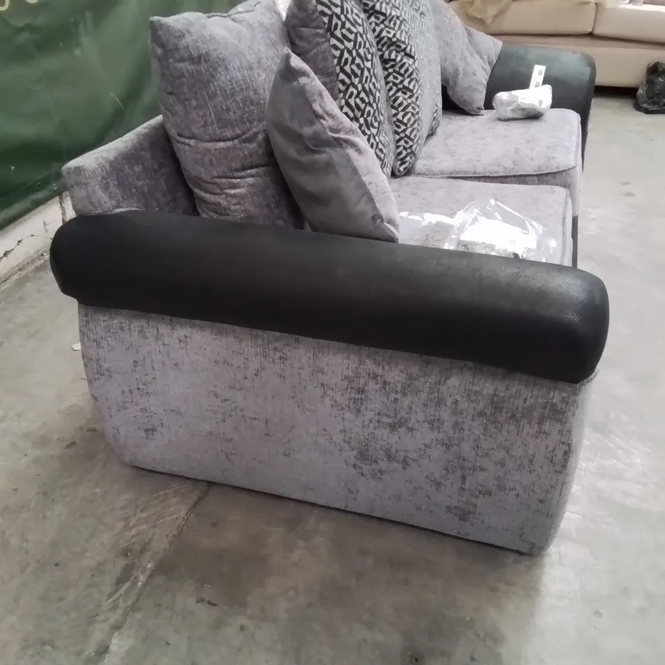 QUALITY DESIGNER FABRIC UPHOLSTERED 3 SEATER LIGHT GREY SOFA
