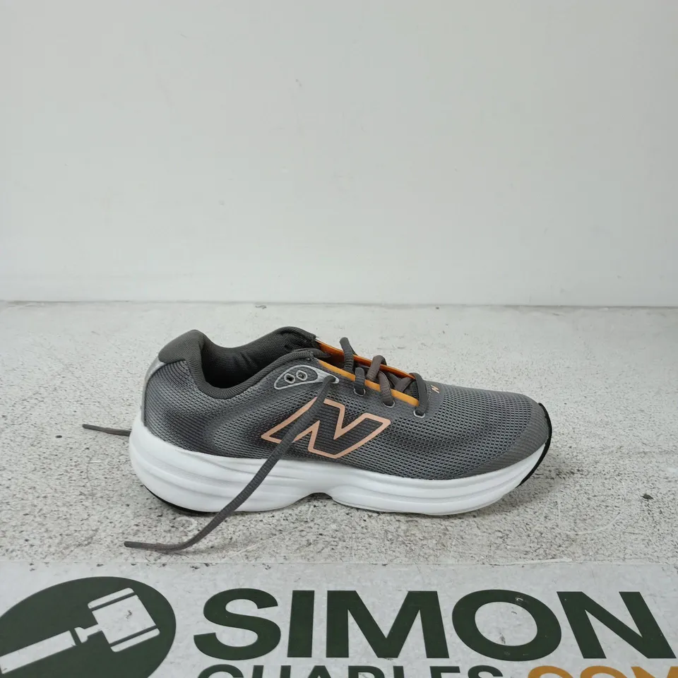 NEW BALANCE WOMEN'S 411V4RUNNING SHOE SIZE UK 6.5