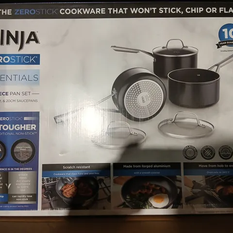 NINJA ZEROSTICK ESSENTIALS 3-PIECE PAN SET – BOXED