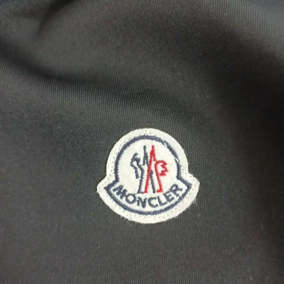 MONCLER BLACK JACKET WITH HOOD - MEDIUM