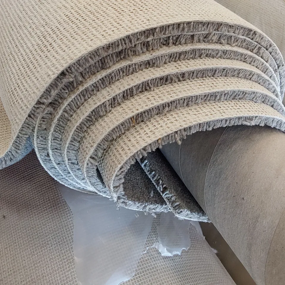 ROLL OF QUALITY BURFORD TWIST ELITE CARPET APPROXIMATELY 4M × 4.49M