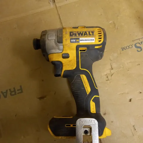 DEWALT DCF887N 18V XR 3 SPEED LI-ION BRUSHLESS IMPACT DRIVER