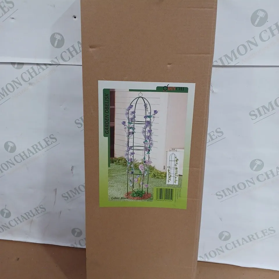 GARDEN OBELISK BOXED - BLACK 