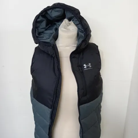 UNDER ARMOUR PADDED GILET SIZE 10-11 YEARS