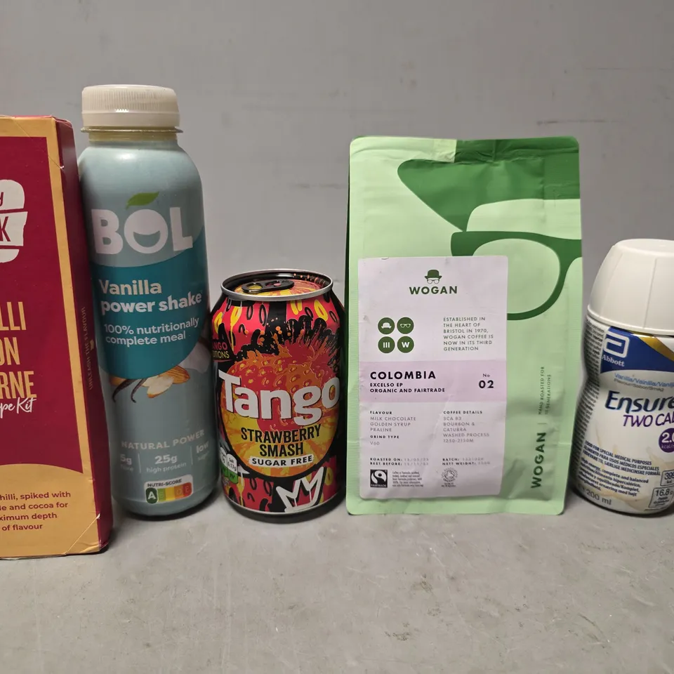 APPROXIMATELY 12 ASSORTED DRINK ITEMS TO INCLUDE - TANGO STRAWBERRY SMASH , SIMPLY COOK , WOGAN COLOMBIA COFFEE ETC