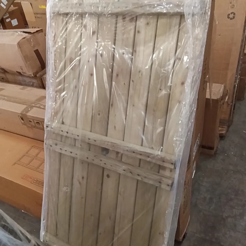 GARDEN FENCE DOOR