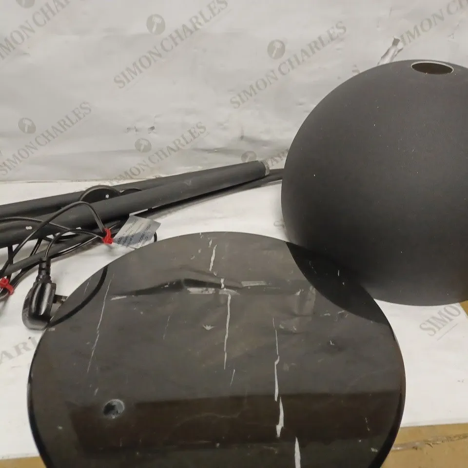 VERSANDORA ARGUER ARC FLOOR LAMP BLACK SHADE & BLACK BASE