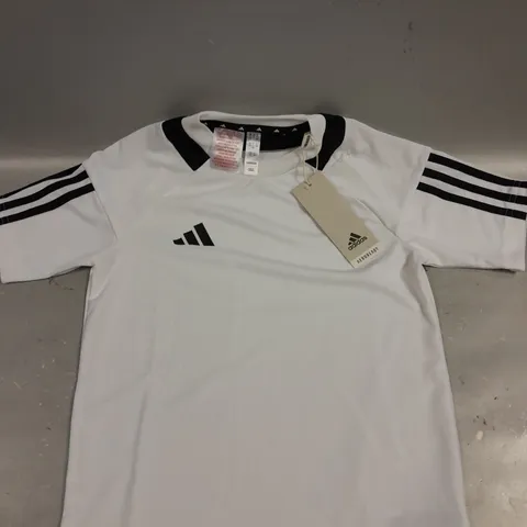 ADIDAS CHILDRENS SERENO T-SHIRT IN WHITE - 9-10YRS	