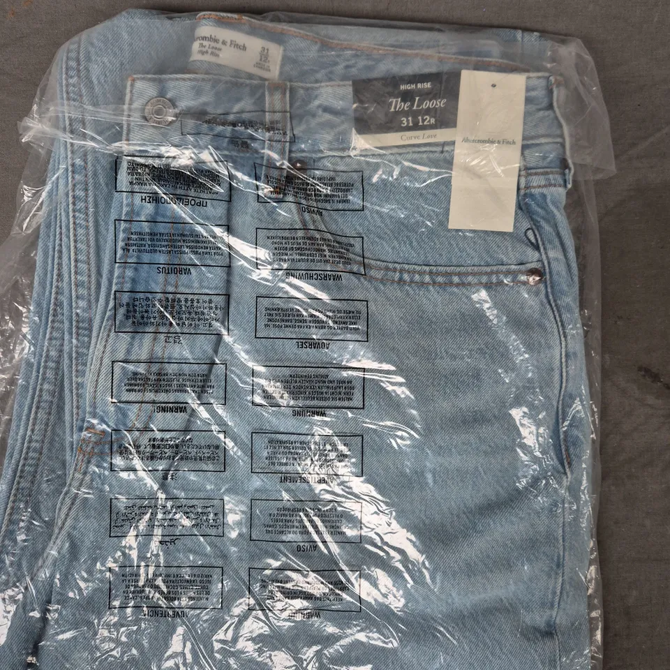 ABERCROMBIE & FITCH HIGH RISE THE LOOSE JEANS IN BLUE SIZE 31 (12R)