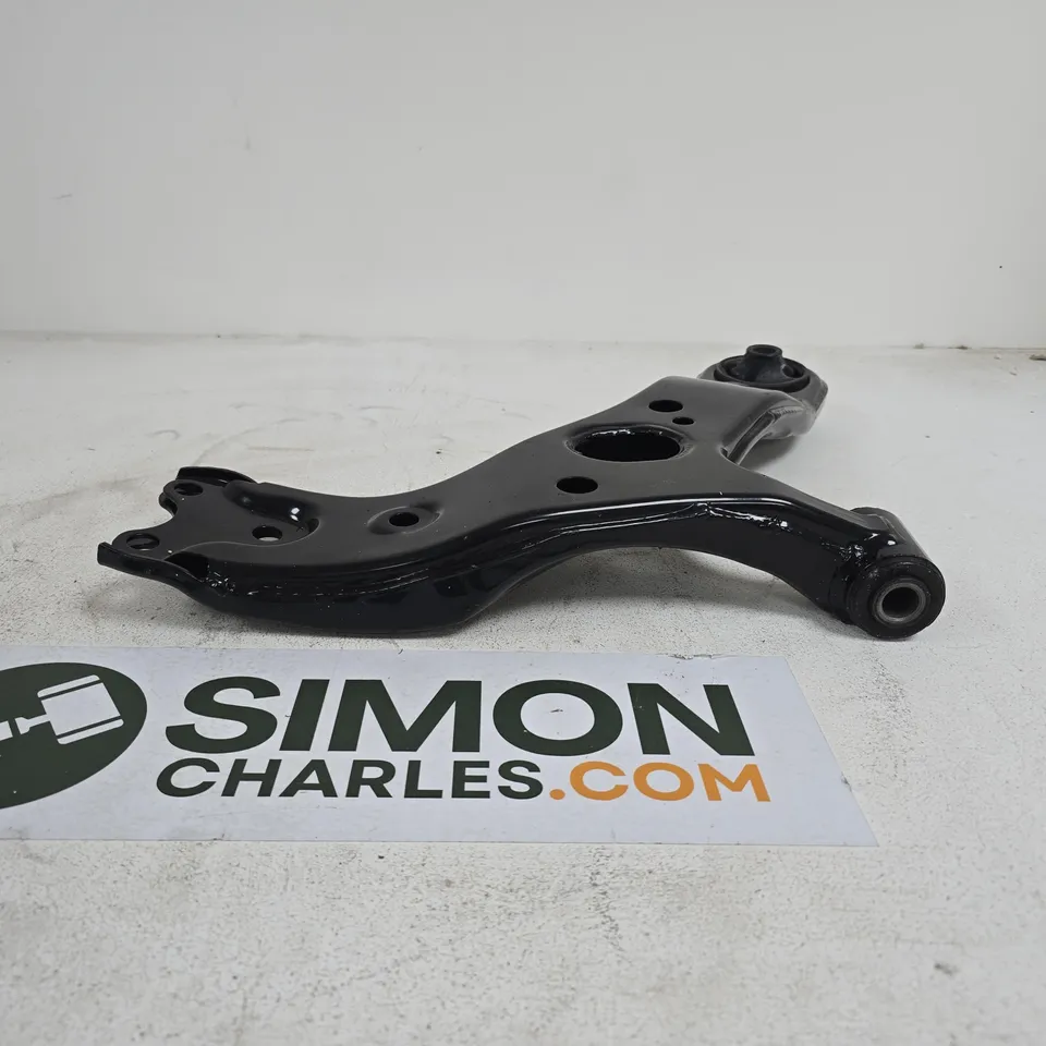 FRONT LOWER CONTROL ARM VEHICLE REPLACEMENT PART