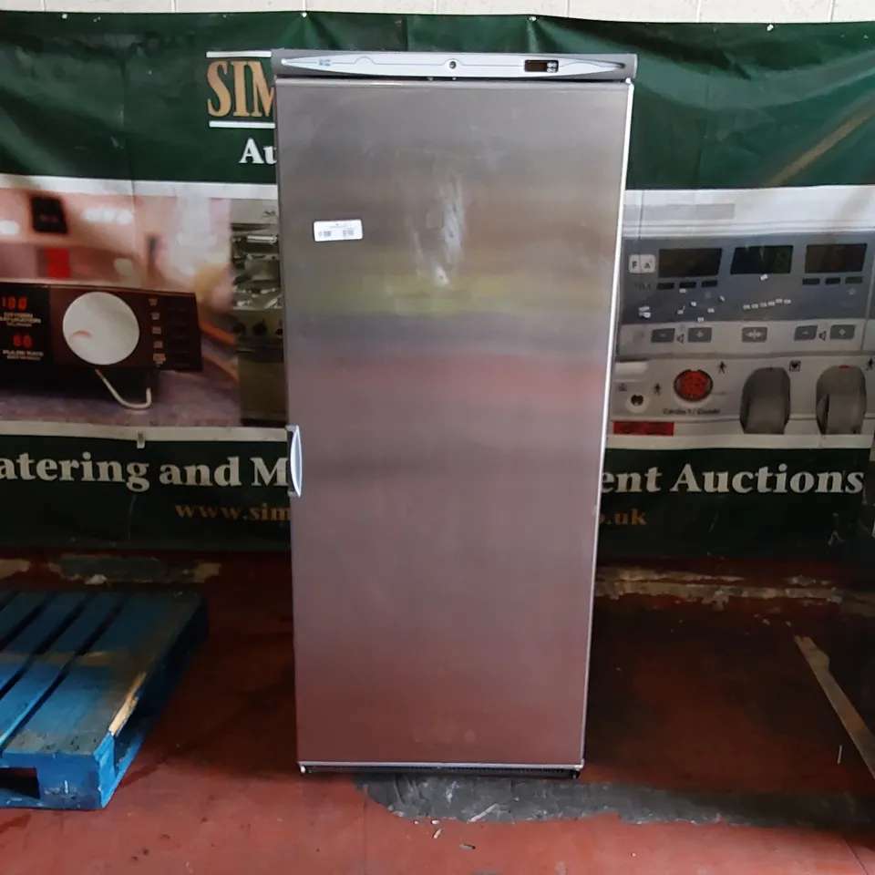 MONDIAL ELITE STAINLESS STEEL UPRIGHT SINGLE DOOR REFRIGERATED UNIT - KICDVX60