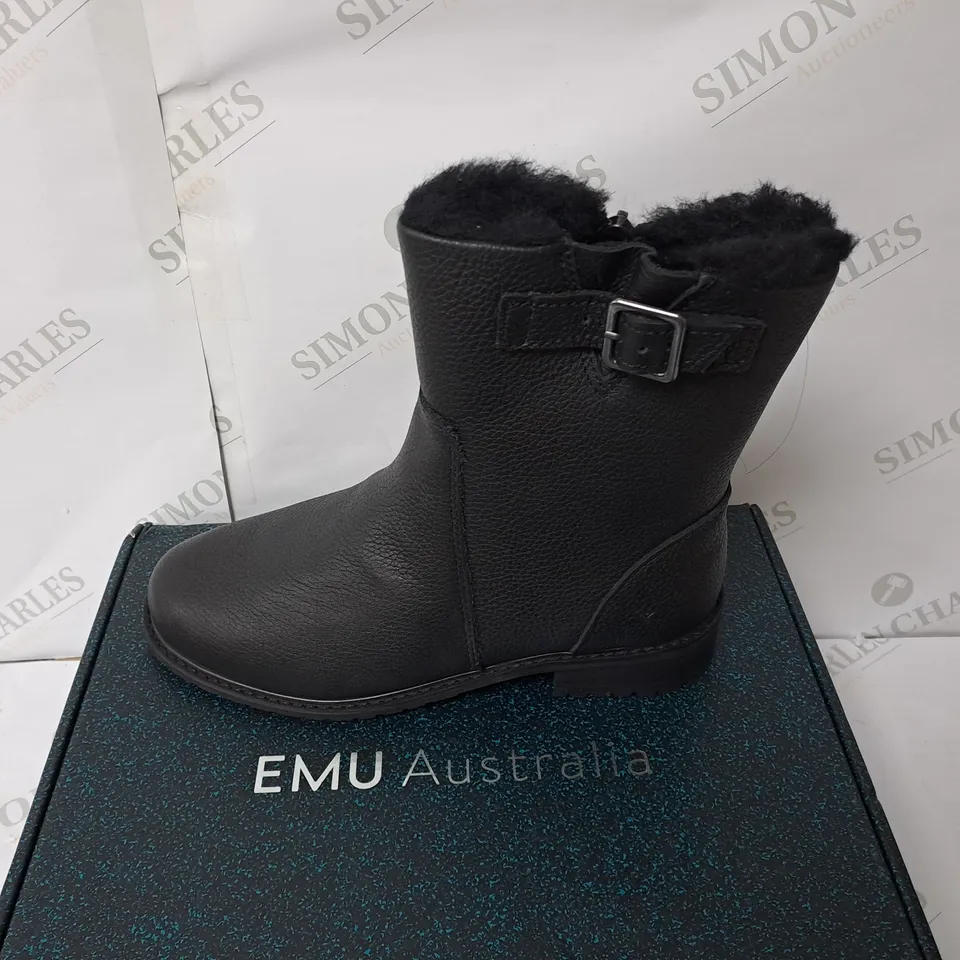 BOXED EMU EXPLOER BYRON BLACK BOOTS SIZE 6