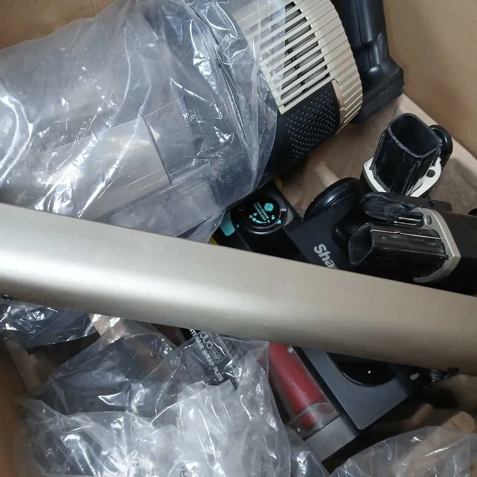 BOXED SHARK STRATOS CORDLESS STICK VACUUM CLEANER - COLLECTION ONLY