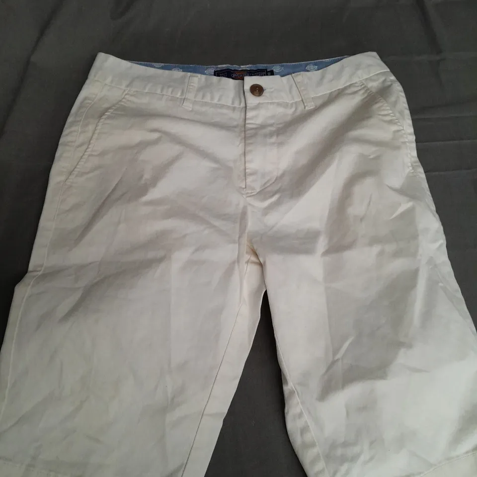 DICKIES SHORT IN WHITE - SIZE 30