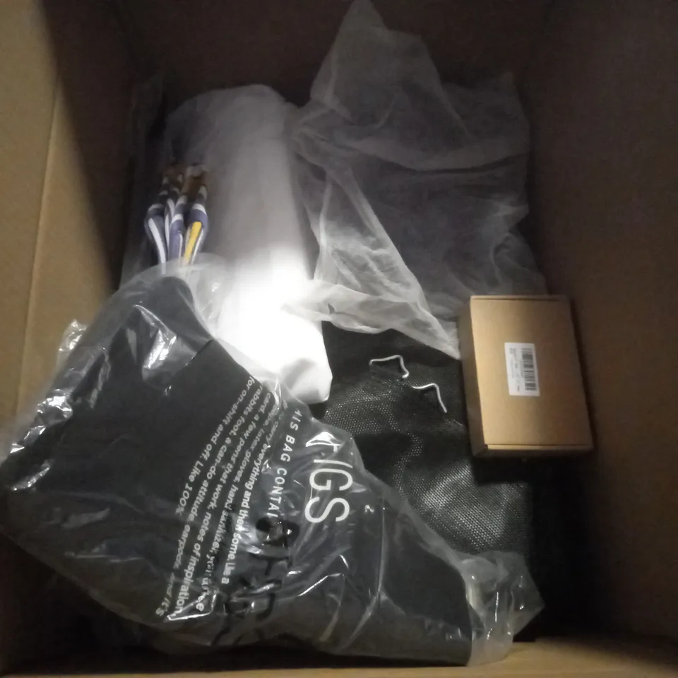 LARGE QUANTITY OF ASSORTED ITEMS TOO INCLUDE DUVETS, TOOLS, FURNITURE, ETC