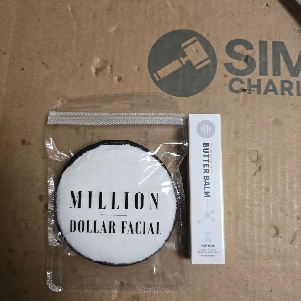 MILLION DOLLAR FACIAL LIP BALM STRAWBERRY + BRANDED APPLIER 