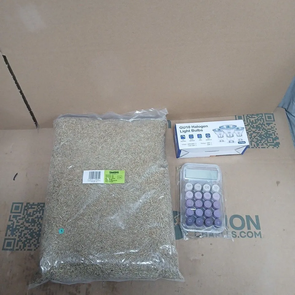 APPROXIMATELY 15 ASSORTED HOUSEHOLD PRODUCTS TO INCLUDE HALOGEN LIGHT BULBS, CALCULATOR, 2KG GRASS SEEDS ETC 