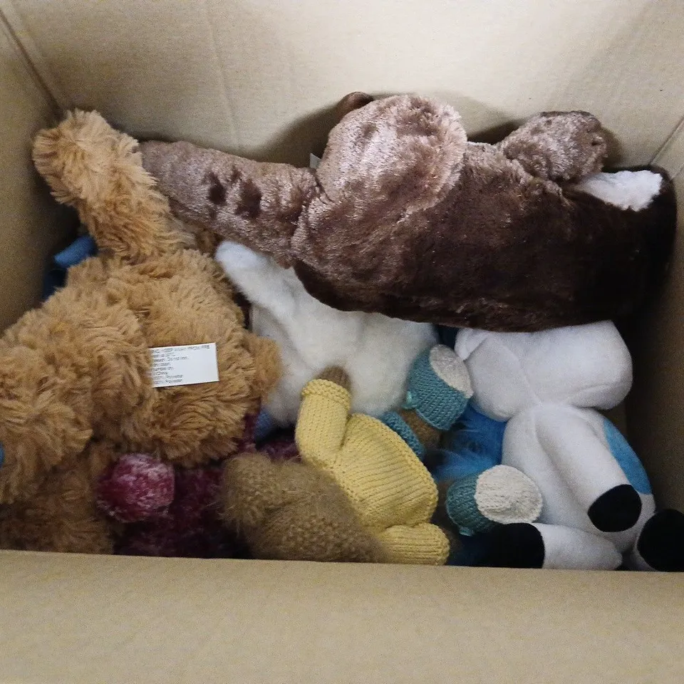 LOT OF 16 ASSORTED PLUSHIES